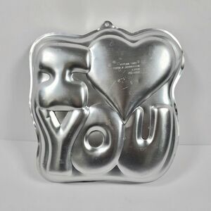 Wilton Vintage 80s‎ Cake Pan I Love You 2105-215 Heart Valentine Baking